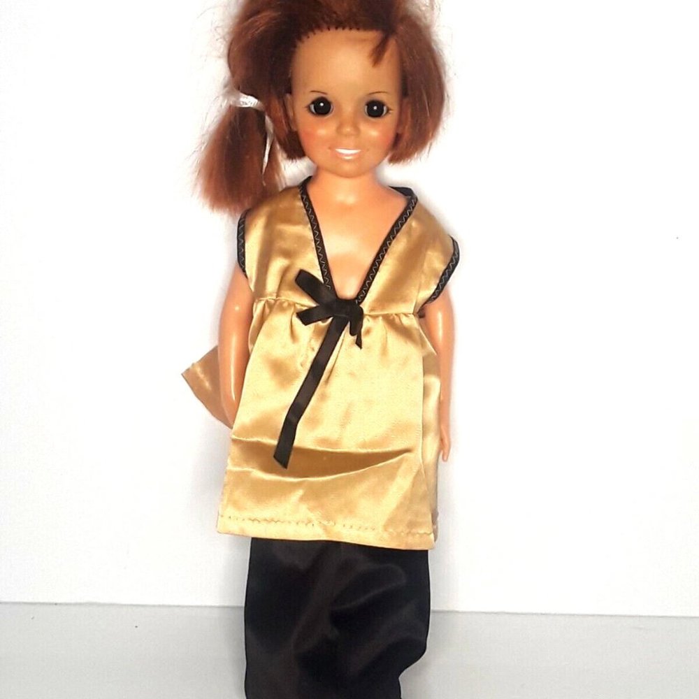 Vintage 1969 Ideal Toy Crissy Doll / Red Growing Hair 18"